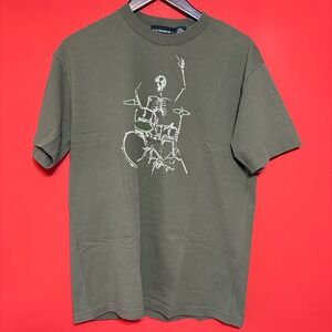 No Boundaries Mens Graphic T‎ Shirt L Skeleton Drummer Band Olive Green